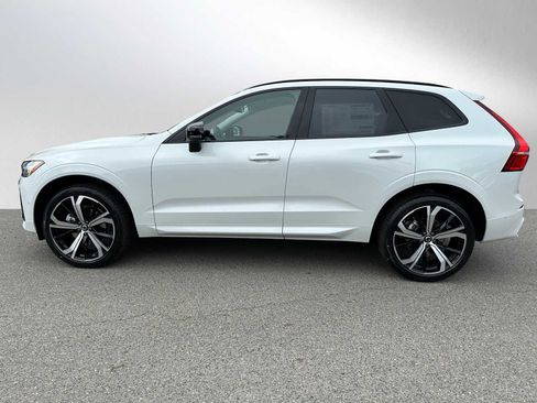 New 2025 Volvo XC60 B5 Ultra w/ Protection Package Premier image 4