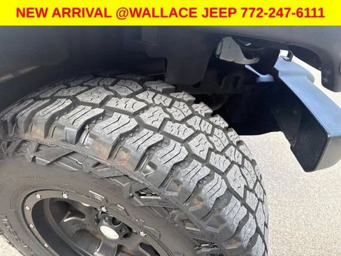 Used 2015 Jeep Wrangler Sport w/ Quick Order Package 24S AWD/4WD image 11