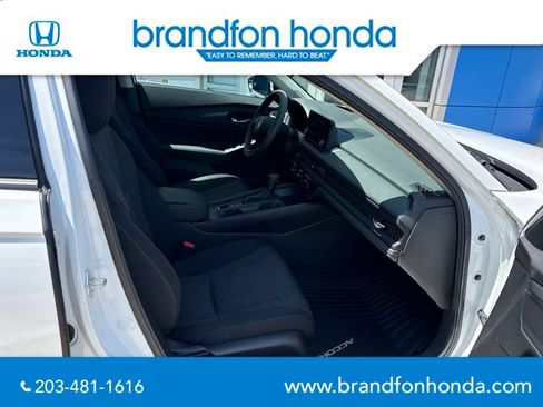 Used 2024 Honda Accord EX image 27