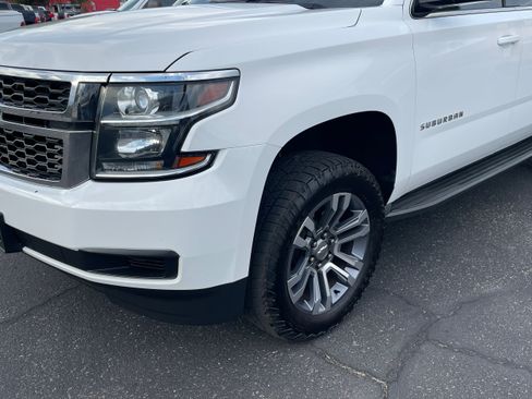 Used 2015 Chevrolet Suburban LS w/ Max Trailering Package RWD image 9