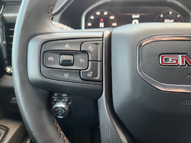 Used 2024 GMC Sierra 2500 AT4 w/ AT4 Preferred Package AWD/4WD image 30
