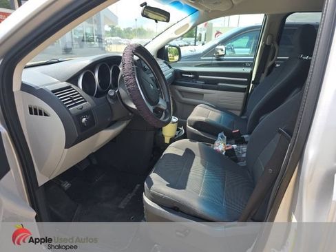 Used 2009 Dodge Grand Caravan SE FWD image 8