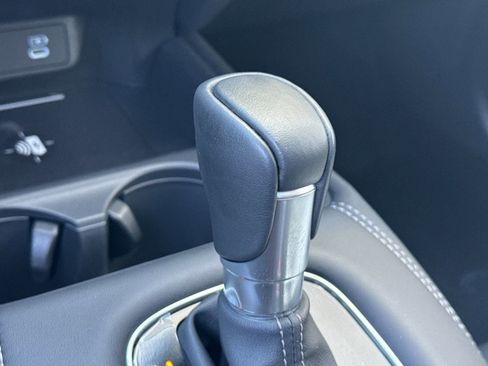 Certified 2026 Honda HR-V EX-L image 18