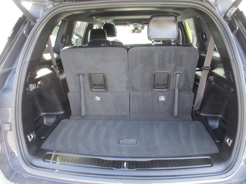 Certified 2023 Jeep Grand Cherokee L Laredo image 15