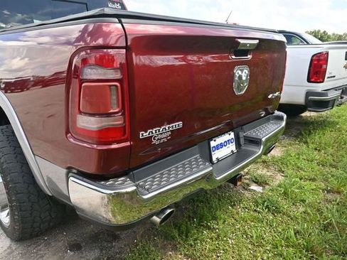 Used 2019 RAM 1500 Laramie AWD/4WD image 14