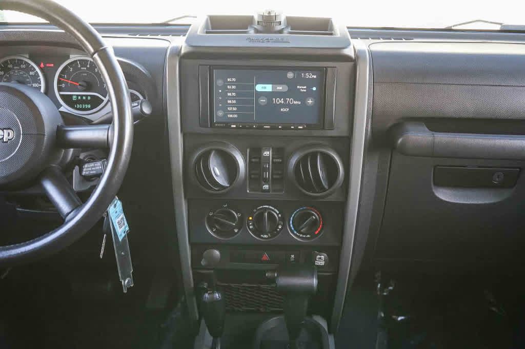 Used 2010 Jeep Wrangler Unlimited Sport AWD/4WD image 13
