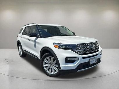 Certified 2023 Ford Explorer Limited w/ Limited Technology Package