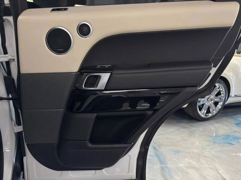 Used 2019 Land Rover Range Rover Sport HST AWD/4WD image 16