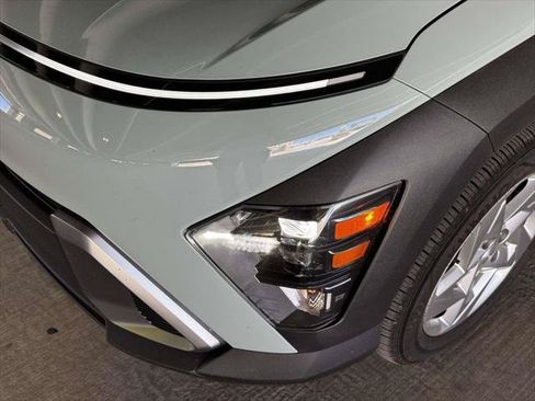 Used 2026 Hyundai Kona SE AWD/4WD image 8
