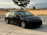 Used 2021 Toyota Corolla LE image 3