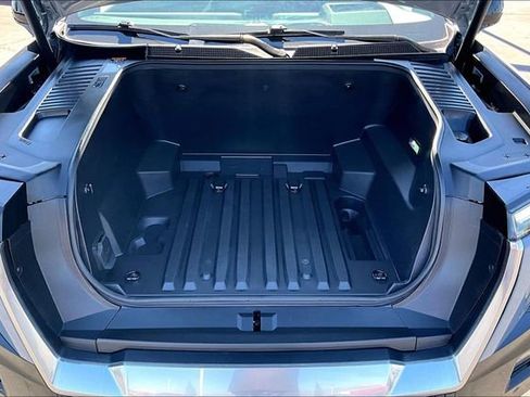 Used 2024 GMC Sierra EV Denali image 31