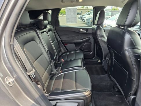 Used 2025 Ford Escape Platinum AWD/4WD image 15