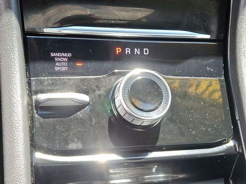 Used 2023 Jeep Grand Cherokee L Limited AWD/4WD image 17