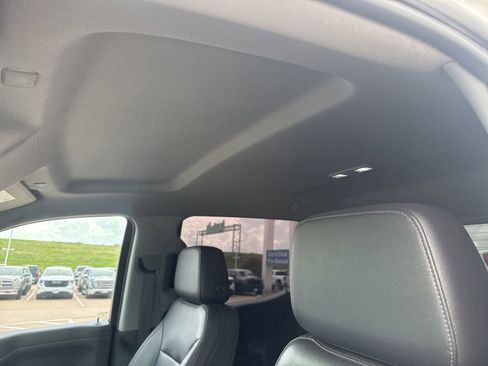 Used 2021 GMC Sierra 1500 SLT AWD/4WD image 17