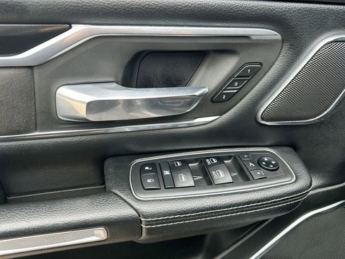 Used 2019 RAM 1500 Laramie AWD/4WD image 13
