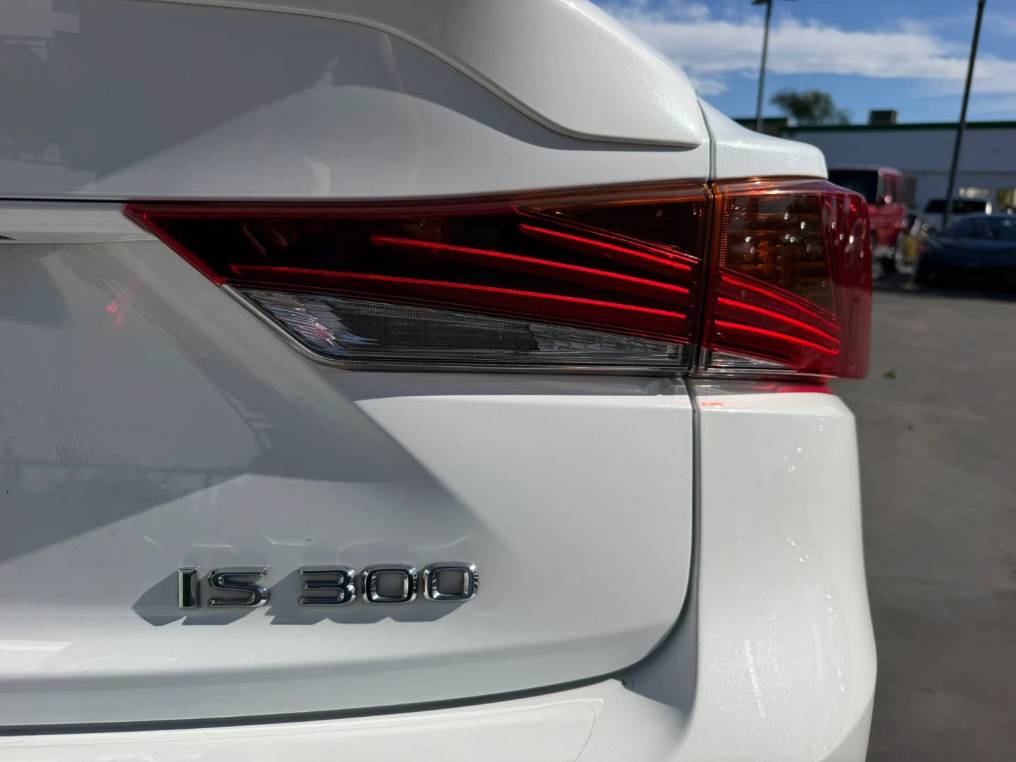 Used 2018 Lexus IS 300 F Sport RWD image 36