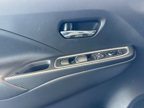Used 2025 Nissan Versa SR w/ Trunk Package FWD image 11