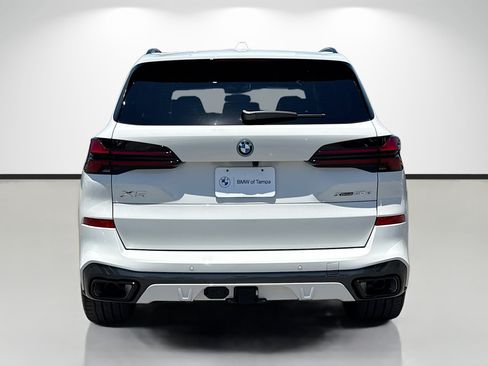 New 2026 BMW X5 xDrive50e w/ Executive Package AWD/4WD image 4