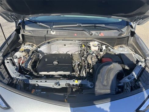 Used 2025 Buick Encore GX Sport Touring w/ Black Roof Package image 24
