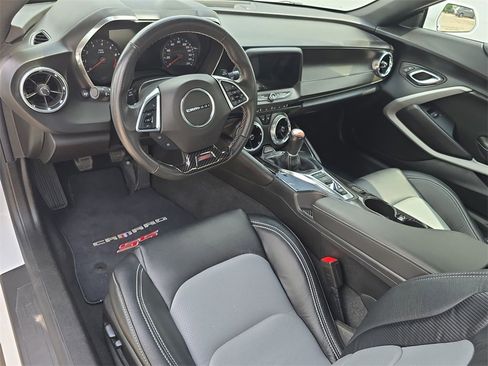 Certified 2020 Chevrolet Camaro SS image 10