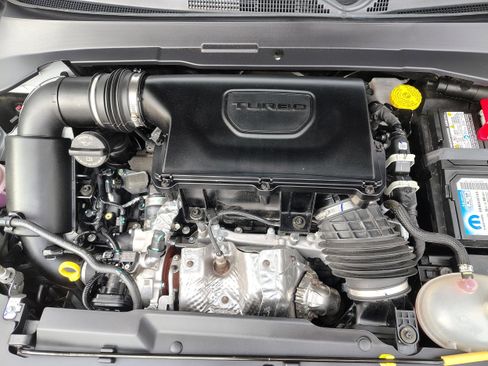 Certified 2024 Jeep Compass Trailhawk w/ Trailhawk Elite Group image 15