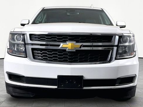 Used 2019 Chevrolet Tahoe LT RWD image 2