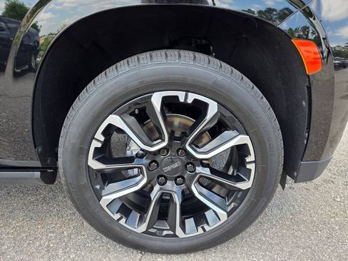 Used 2023 GMC Yukon XL Denali w/ LPO, Floor Liner Package AWD/4WD image 27