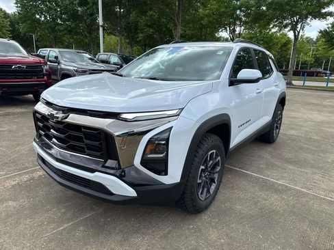 New 2026 Chevrolet Equinox ACTIV FWD image 3