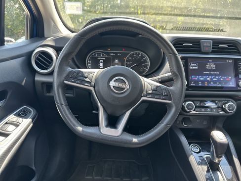 Used 2023 Nissan Versa SR w/ Trunk Package image 25