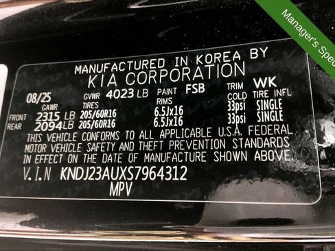 Used 2025 Kia Soul LX FWD image 39