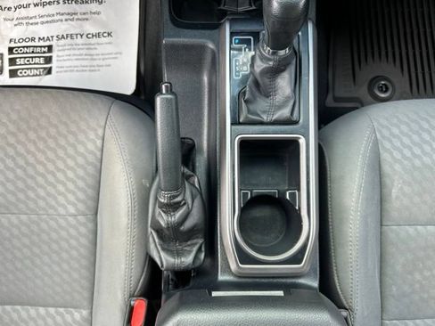 Used 2020 Toyota Tacoma SR5 AWD/4WD image 50