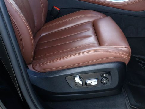 Used 2019 BMW X5 xDrive40i w/ Convenience Package AWD/4WD image 18
