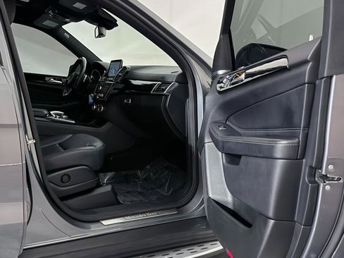 Used 2017 Mercedes-Benz GLS 450 4MATIC w/ Premium Package image 25