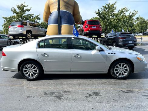 Used 2010 Buick Lucerne CXL image 7