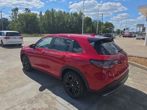 New 2026 Honda HR-V Sport image 3