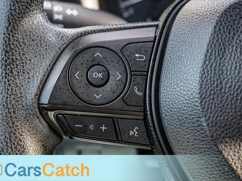 Used 2020 Toyota Corolla LE image 29