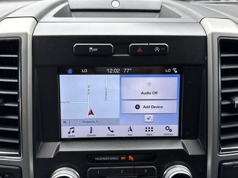 Used 2018 Ford F150 Lariat w/ Equipment Group 502A Luxury AWD/4WD image 18