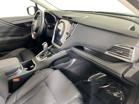 Used 2022 Subaru Outback Limited image 29
