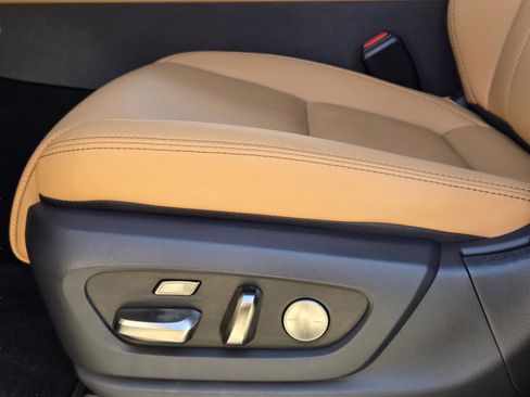 New 2026 Lexus LX 600 4WD w/ Luxury Package image 16