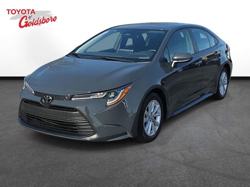 Used 2023 Toyota Corolla LE w/ LE Premium Package image 1
