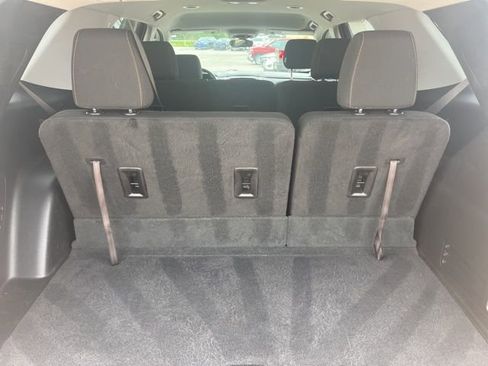 Used 2020 Chevrolet Traverse LS FWD image 24