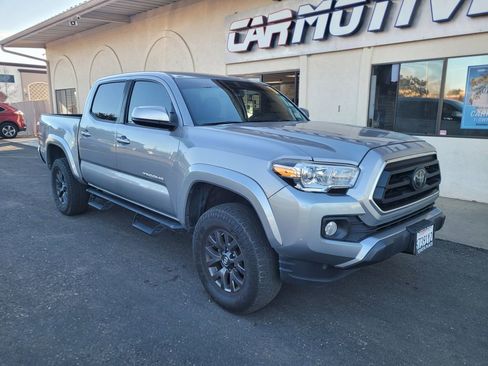 Used 2021 Toyota Tacoma SR5 image 1