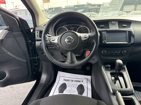Used 2019 Nissan Sentra S image 13