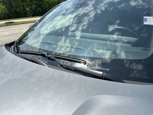 Certified 2025 Buick Envista Sport Touring FWD image 28