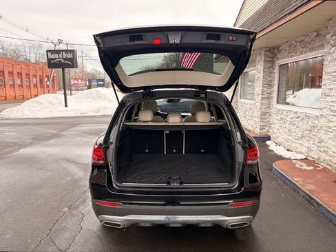 Used 2022 Mercedes-Benz GLC 300 4MATIC w/ Driver Assistance Package image 13