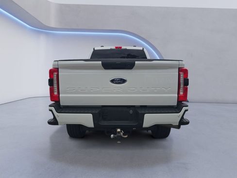 Used 2024 Ford F250 XL w/ STX Appearance Package AWD/4WD image 4