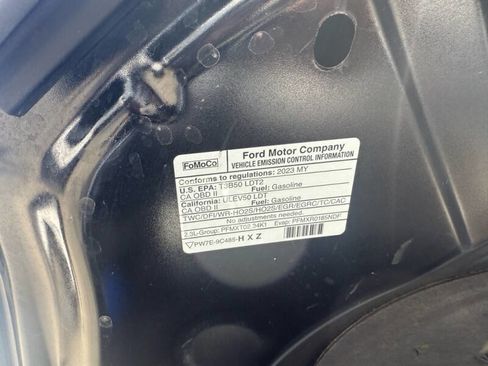 Used 2023 Ford Explorer Limited image 26