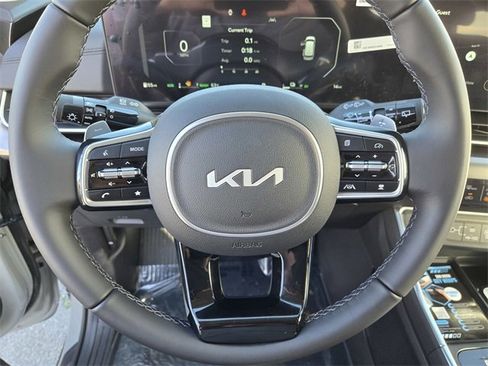 New 2026 Kia Carnival SX image 20