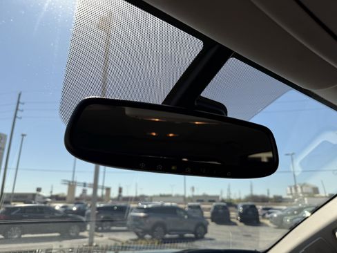 Used 2016 Nissan Titan Platinum Reserve image 25