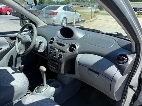 Used 2000 Toyota Echo Sedan FWD image 15